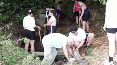 2026/08/10: A mocidade achégase á conservación da illa de Cortegada a través do voluntariado ambiental